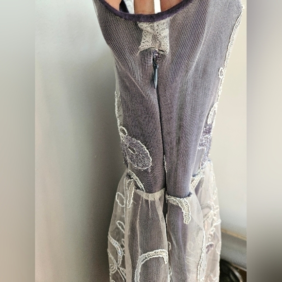 Fiveloaves Two fish girls formal dress - Picture 7 of 8